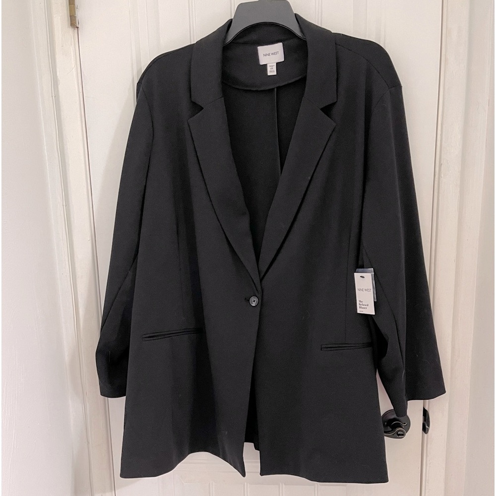 NWT- Nine West Blazer- 4X Black